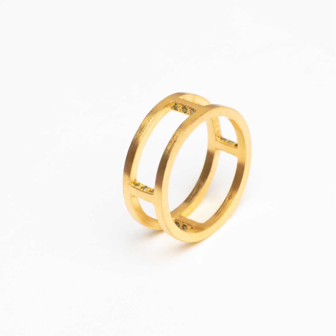 Nairy ring